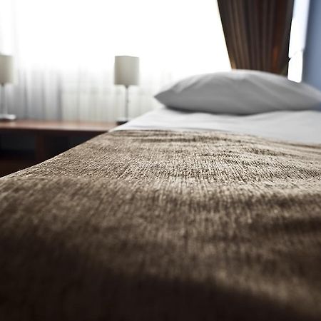 Hotel Korona Łuków Екстериор снимка