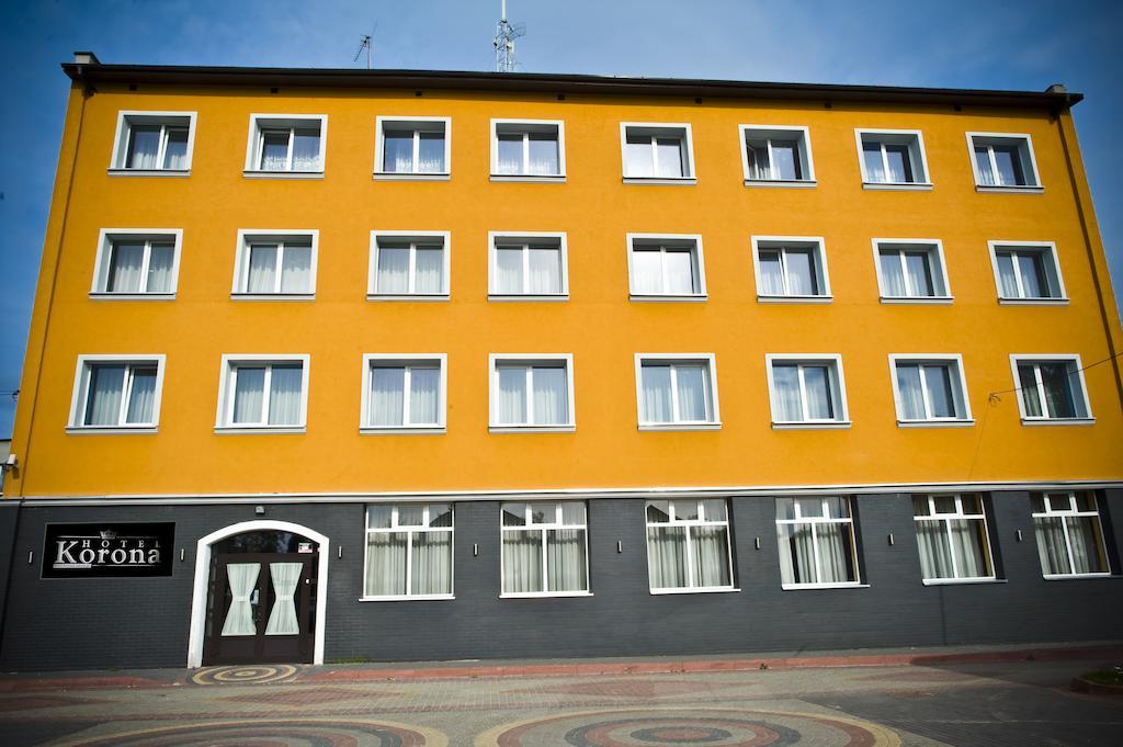 Hotel Korona Łuków Екстериор снимка