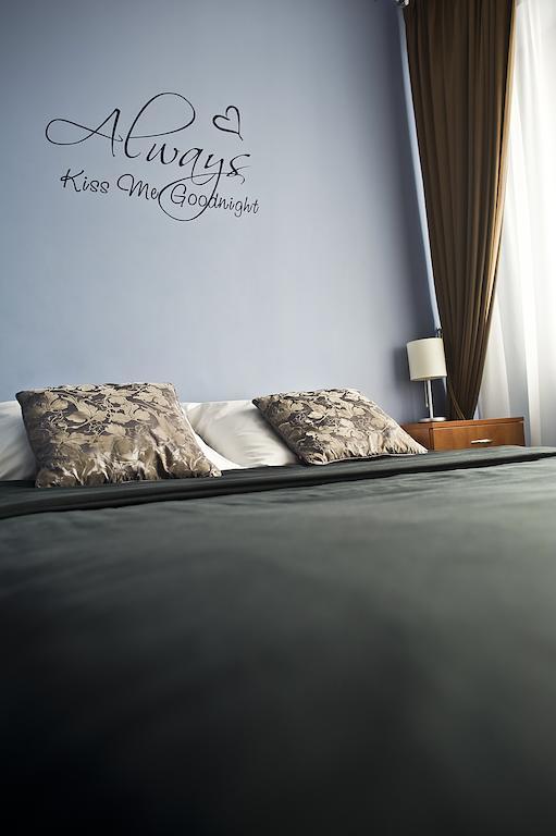 Hotel Korona Łuków Стая снимка